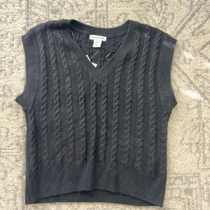 NWT Cupcakes & Cashmere black V neck sweater vest